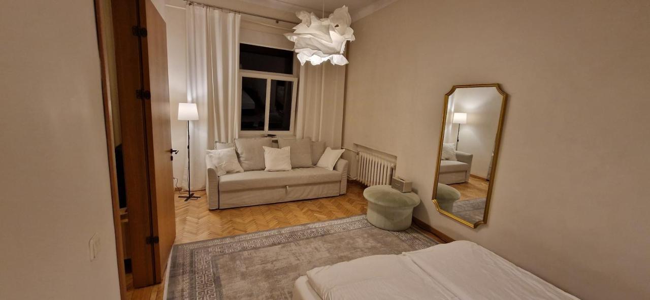 Tyzen39&38 Luxury Apartment VNO Exterior photo